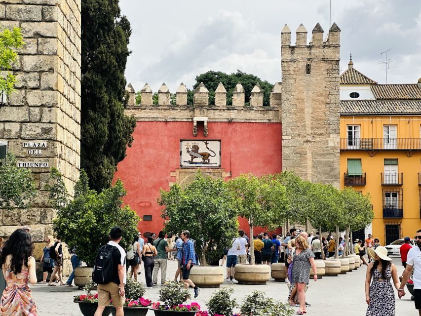 Seville: Royal Alcazar Guided Tour - Practical Tips for a Smooth Alcázar Day