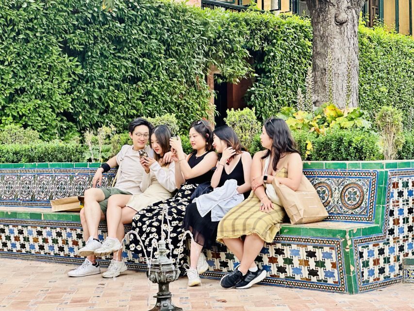 Seville: Royal Alcazar Guided Tour - Meeting at Plaza de España Fountain and Getting Inside Faster