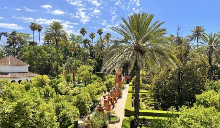 Seville: Royal Alcázar Skip-the-Line Tour by Local Experts - How the guide + radio headsets make this worth doing
