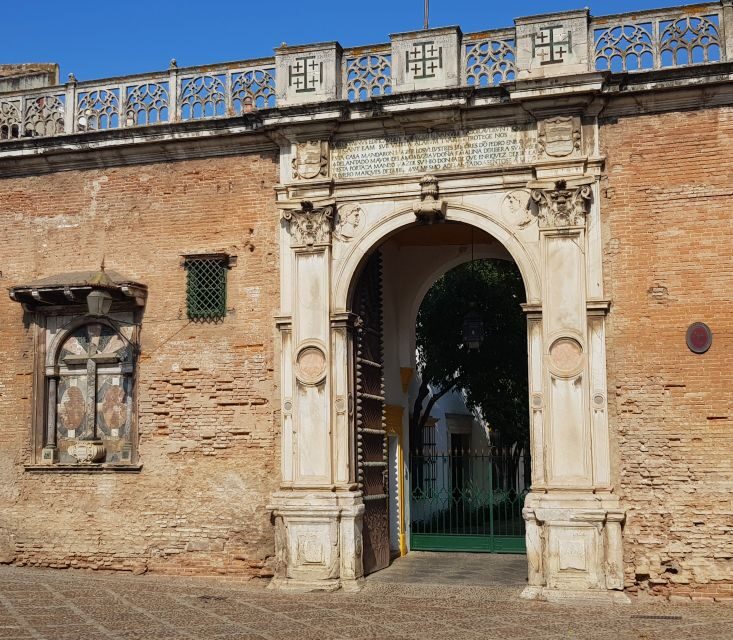 Seville: Salvador Church, Casa Pilatos, and Metropol Tour - How the guide turns art styles into something you can spot