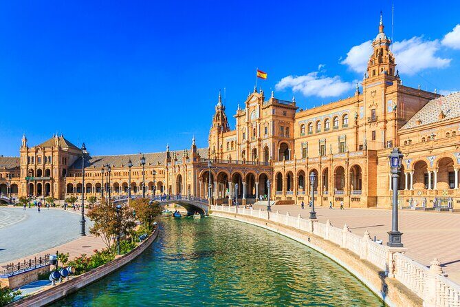 Seville Scavenger Hunt and Highlights Self Guided Audio Tour - Timing and walking reality: about 4 km on your feet