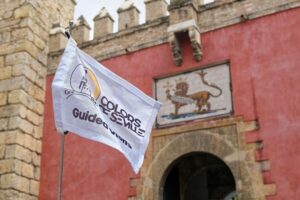 Seville: Skip-the-Line Royal Alcázar Guided Tour - Meeting at Naturanda Turismo Ambiental and getting oriented fast