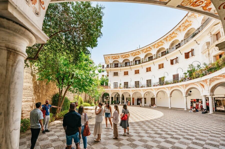 Seville: Tapas, Taverns and History Guided Walking Tour - The 3 to 3.5 Hour Rhythm: What Your Evening Schedule Looks Like