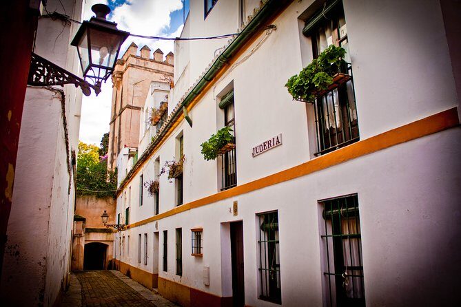 Seville: The City’s Top Highlights - Seville Cathedral: Gothic scale and Christopher Columbus’ tomb