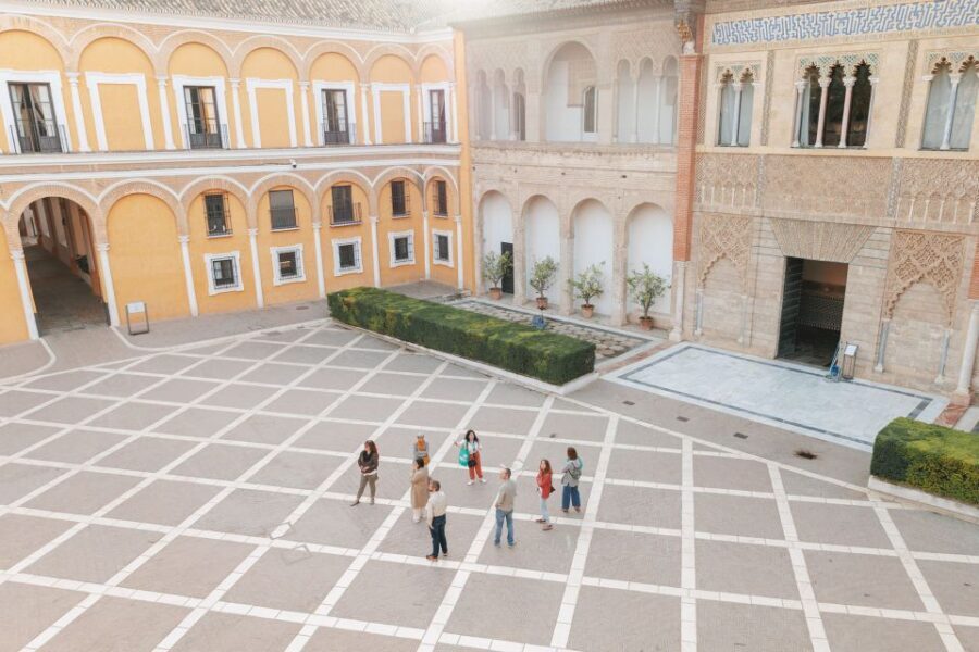 Seville: VIP Exclusive Early Access Tour of The Alcazar - The Palace Rooms Before the Crowds: Ferdinand, Isabella, Columbus, and King Peter I