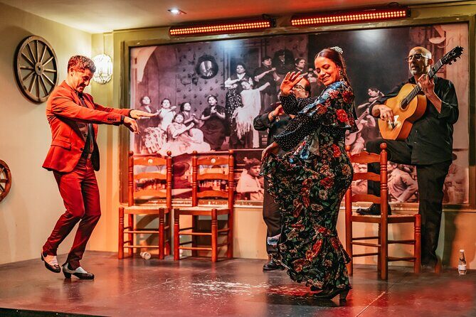 Seville:Exclusive FlamencoShow with Drink, VIP, or Dinner Options - Ordering Wisely: Drink-Only vs Dinner Options
