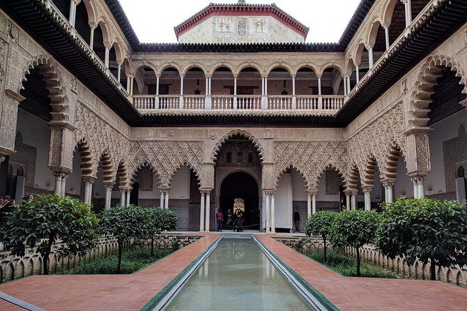 Small-Group Alcazar of Seville Guided Tour with entry ticket - Maria Padilla Baths gardens: where the timing pays off