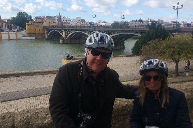 Small-Group Tour: Seville City Center and Plaza España via Segway - Torre del Oro: A Fast River Landmark Stop