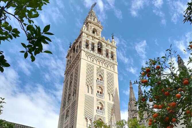 Small Group Tour to Cathedral and Giralda Direct Entrance - Seville Cathedral and the Giralda: why this combo is so worth it