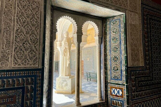 Spirit of Seville - Private Walking Tour with Casa de Pilato - A private 3-hour route that actually makes Seville make sense