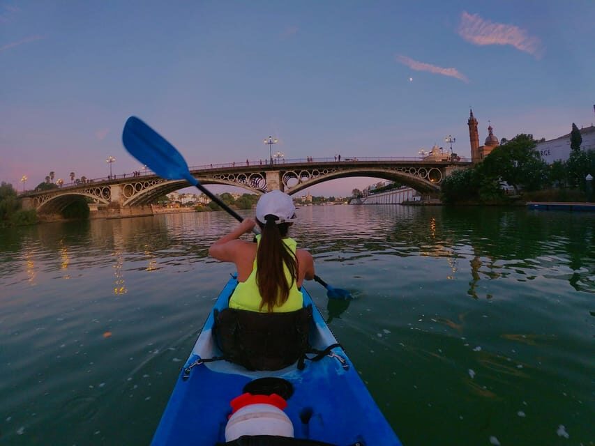 Sunset Kayak: Historic Seville, Triana and La Cartuja - Why sunset kayaking on the Guadalquivir feels different