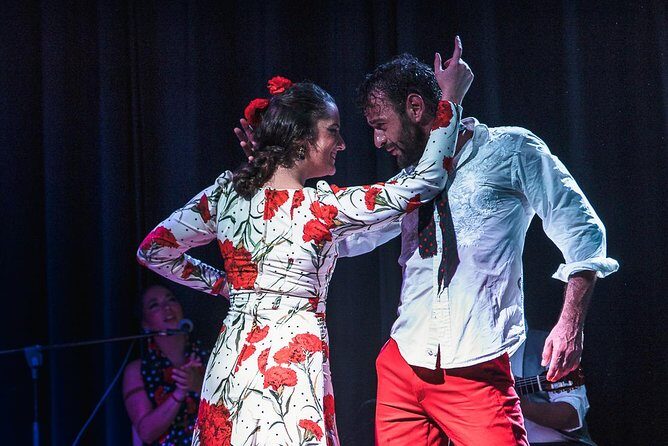 Tablao Flamenco Orillas de Triana Ticket - Dancers and Musicians: Why the Artistic Level Shows