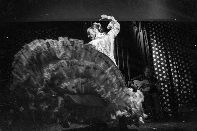 Tablao Flamenco Orillas de Triana Ticket - Venue Size and Seating Tips (So You Don’t Miss the Good Angles)