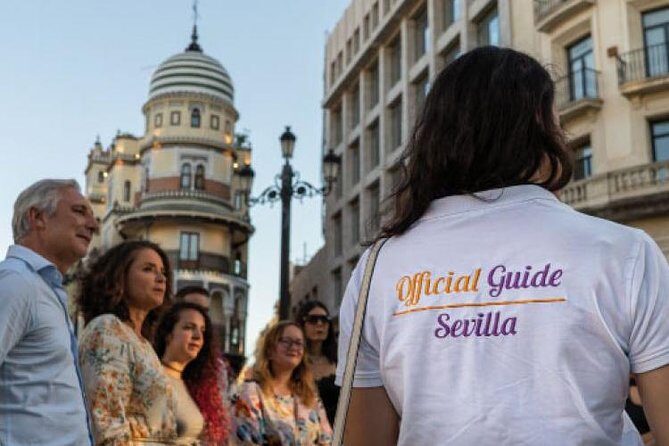 Tapas and Wine Tasting Tour in Seville Small Groups and Jewish Quarter - Bar Hopping Like a Local: Crowds, Sharing, and the Real Tempo