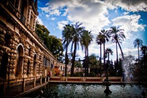 The Best of Seville in One Day — Yes, It’s Possible! - Barrio Santa Cruz: the old Jewish quarter for atmosphere, not checkboxes