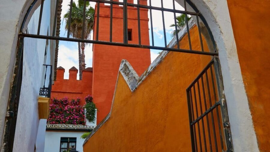 Tour Sevilla de las 3 Culturas - Judería and Santa Cruz: Jewish Seville in the Streets, Not Only the Symbols