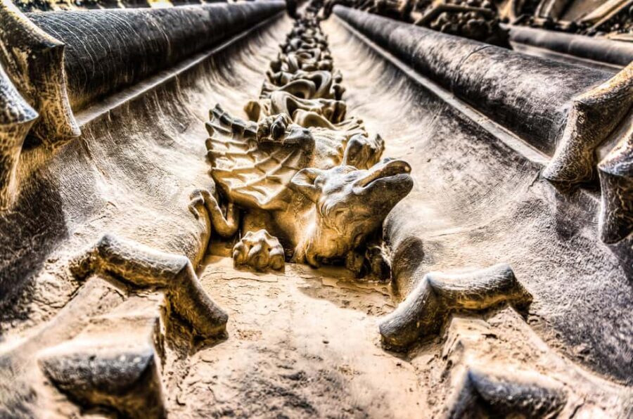 Tour Sevilla de las 3 Culturas - The Palace and Church Power Zone: From Almohad Peak to Christian Rule