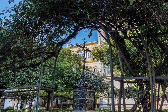 Tour Seville Complete and Jewish Quarter Santa Cruz - Price, time, and group size: the value math