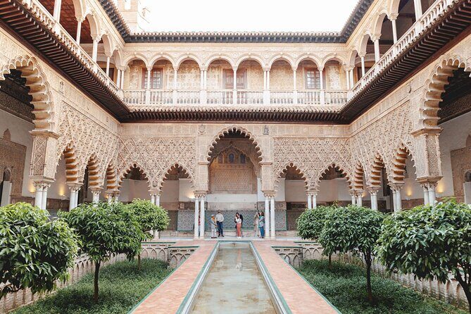 VIP Guided Seville Alcazar Pre-Opening, Cathedral & Old Town - Price and time value: is $138.17 worth it?