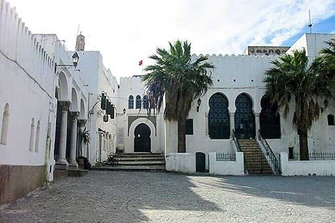 Vip Private Tangier Tour From Sevilla all Inclusive - Moroccan lunch with mint tea: a break that feels like a feature