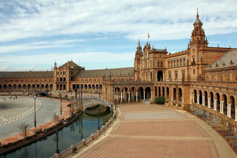 Welcome to Seville: Private Tour with a Local Host - Key things to know before you go
