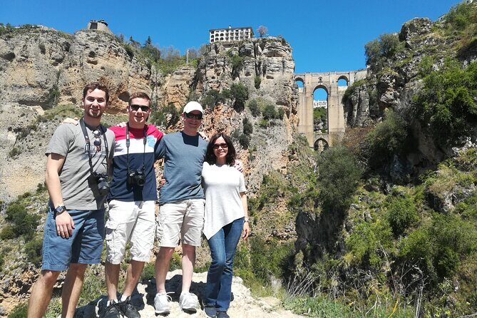White Villages and Ronda Day Tour from Seville - Zahara de la Sierra: White Village time plus the olive oil tasting