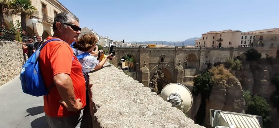 White Villages and Ronda: Day Trip from Seville - Transportation and Comfort: The Small Group Advantage